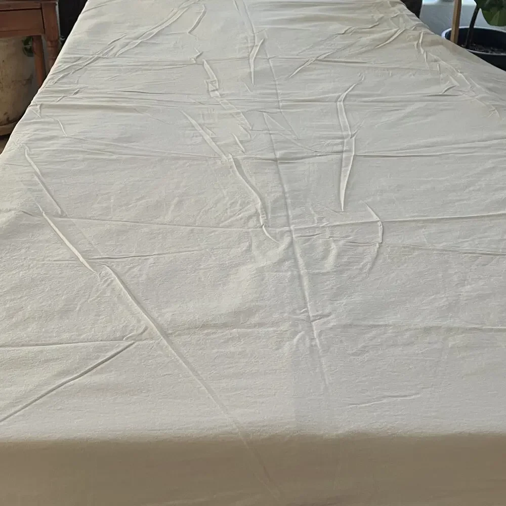 Threshold Queen Duvet Cover 100% Cotton Tan Embroidery Zipper Closure